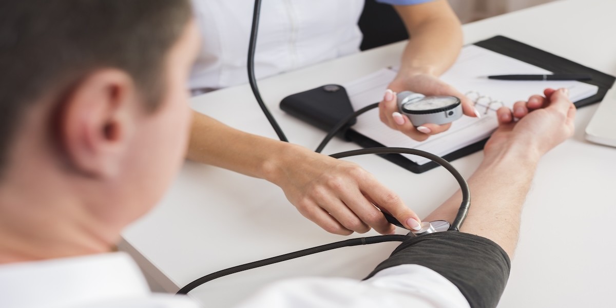 Visita fiscale, ecco cosa succede se il campanello non funziona Momento di visita medica