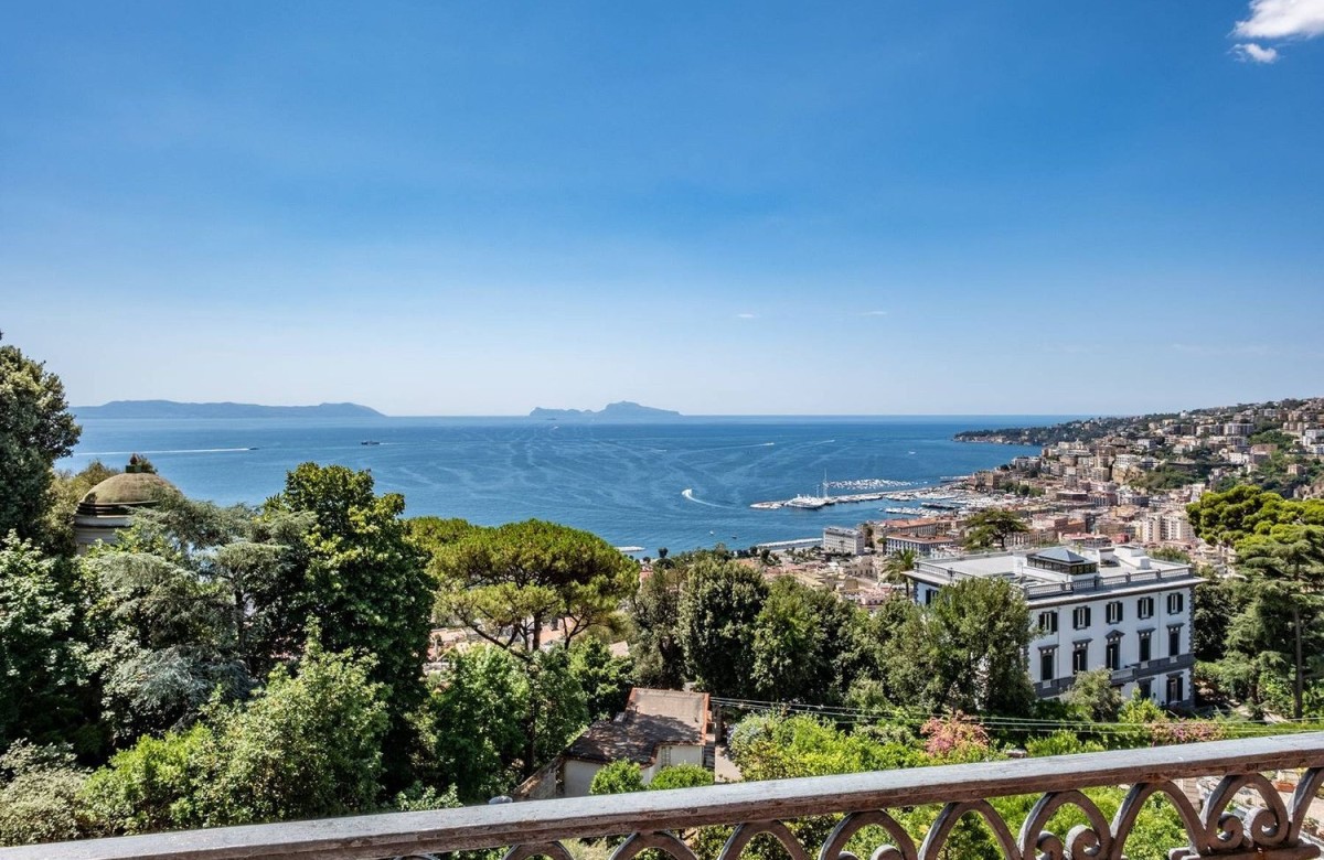 Naples luxury living