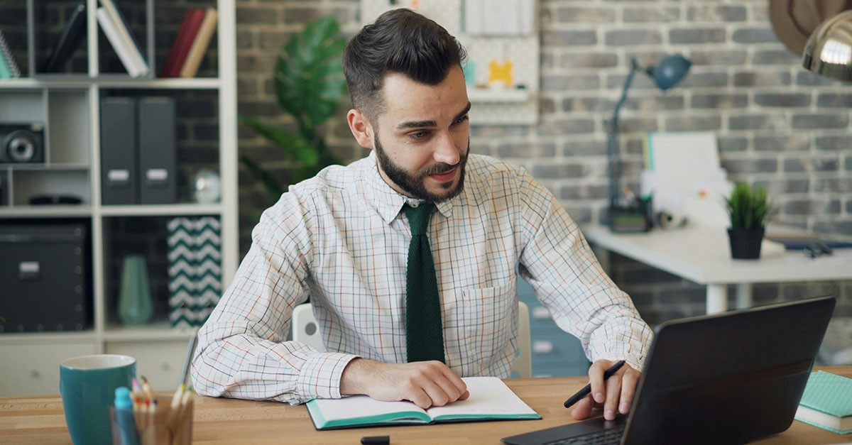 Amministratore di condominio in ufficio