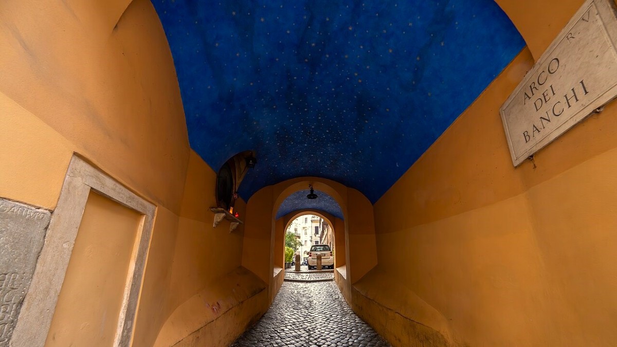 arco dei banchi roma