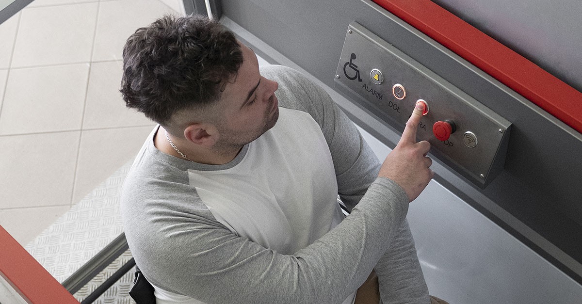 Mini ascensore domestico per disabili