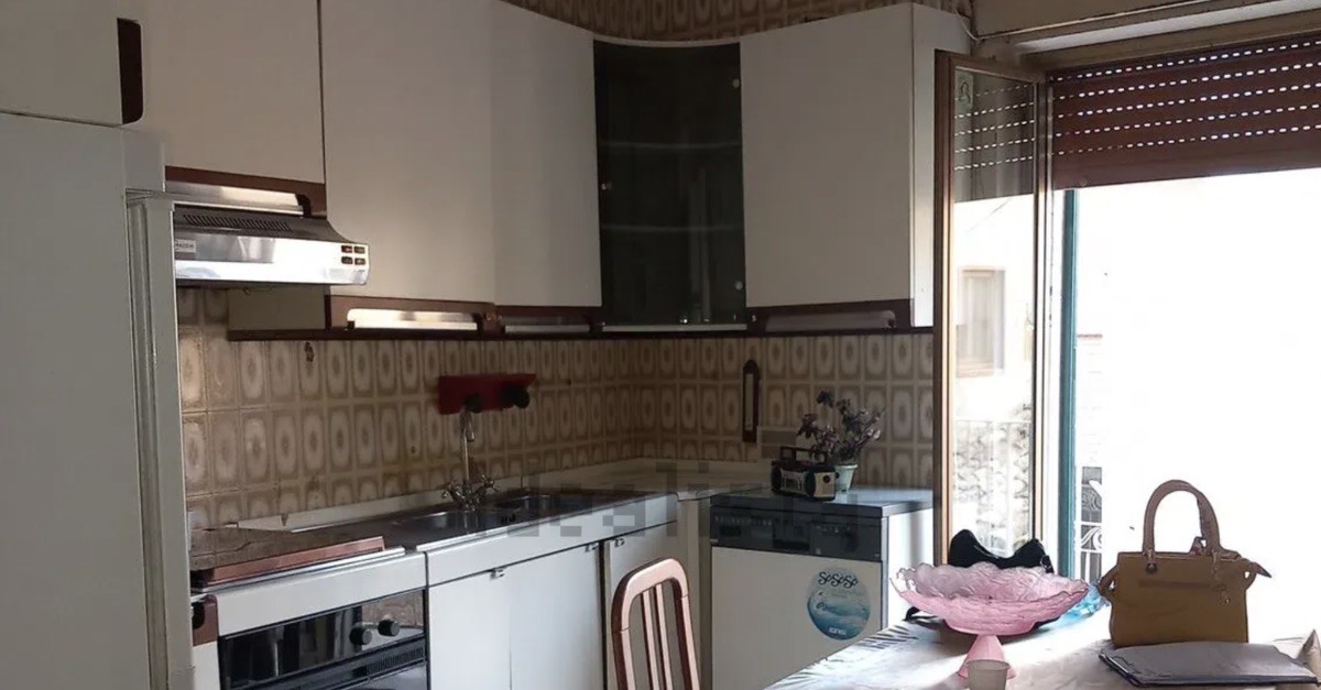 appartamento su due piani a caltanissetta