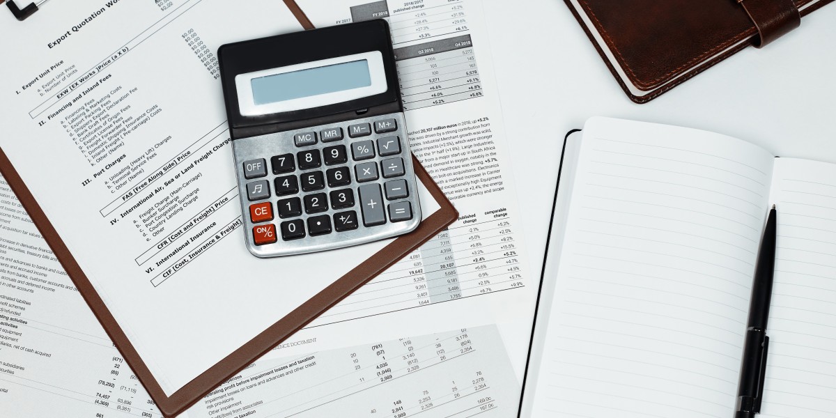 documenti e calcolatrice