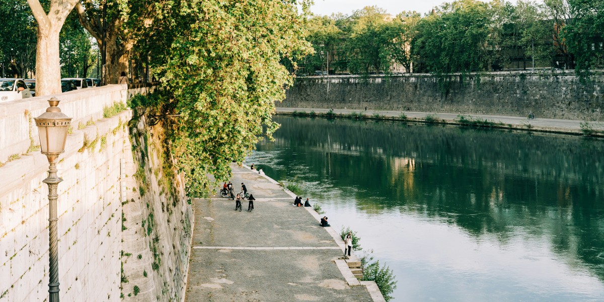 Swim in the river Rome