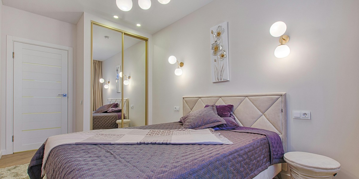 armadi con ante a specchio 