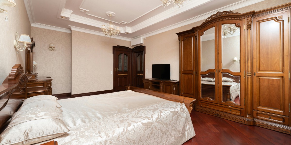 armadi con ante a specchio 