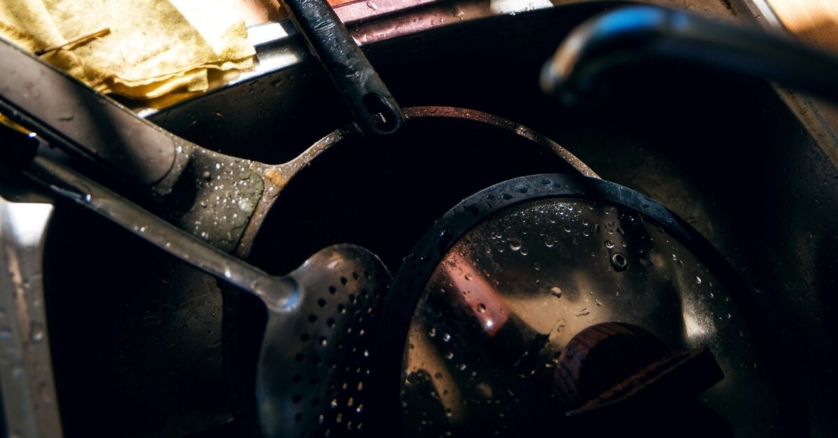 padella e pentole annerite