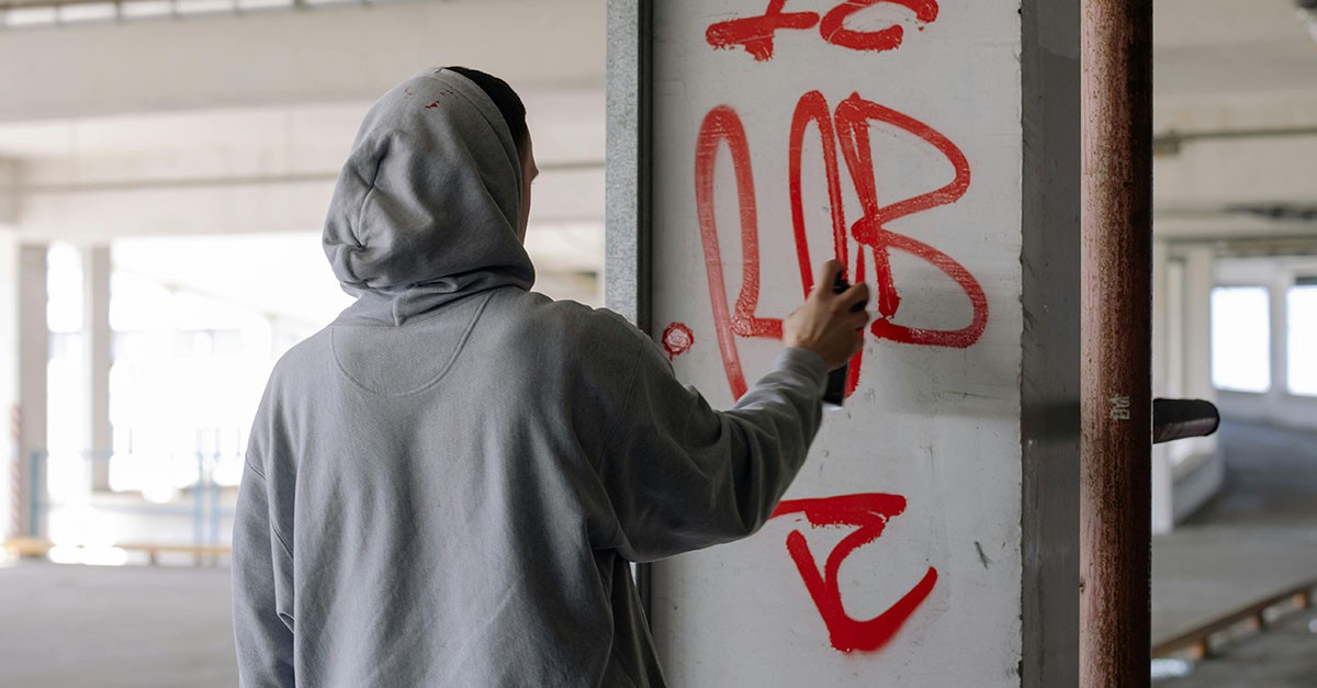 Vandalo in condominio