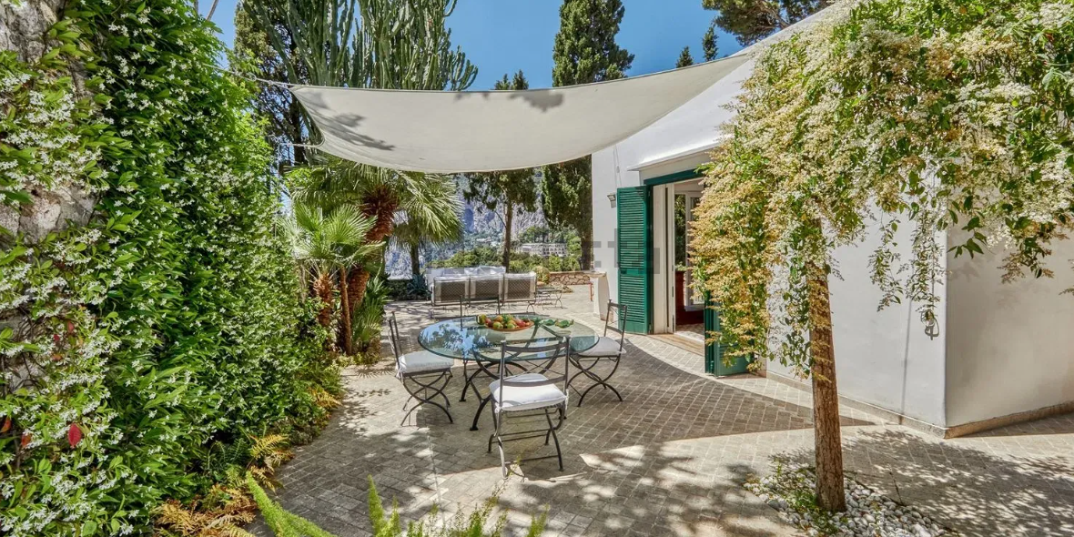 villa di lusso in affitto a Capri