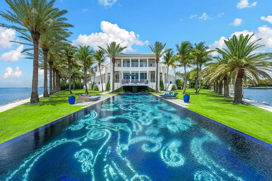 La nuova villa di "The Weeknd" a Miami, in Florida