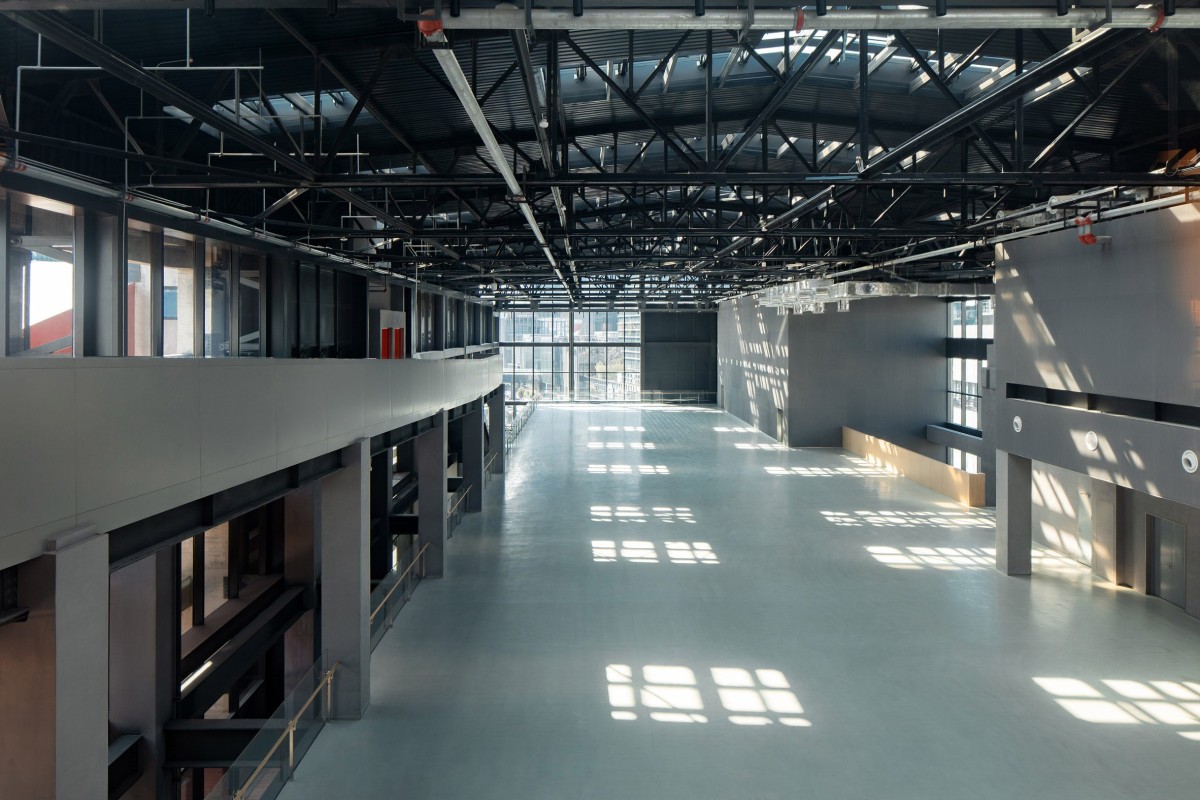 Gate M West Bund Dream Center