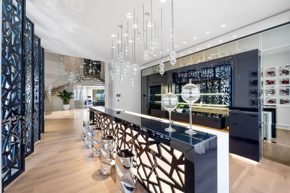 La nuova villa di "The Weeknd" a Miami, in Florida