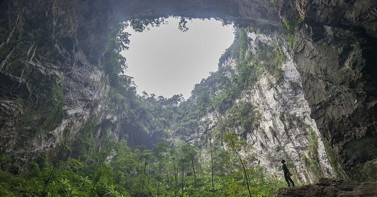 L'apertura di Son Doong, la caverna più grande del mondo