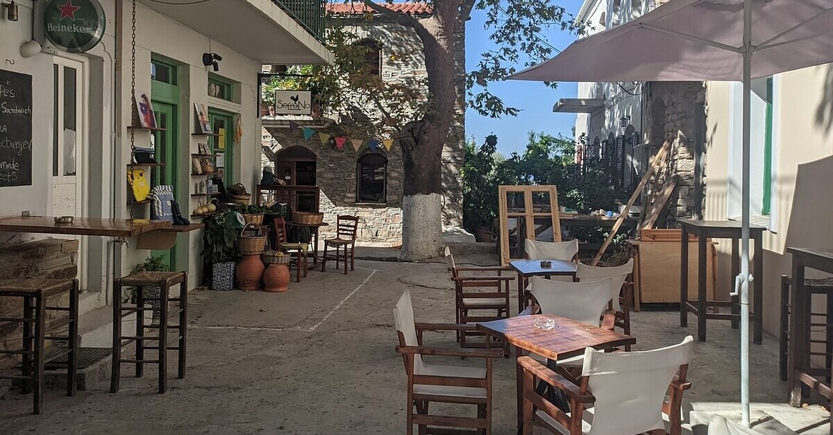 I tipici villaggi che si incontrano sull'isola di Ikaria