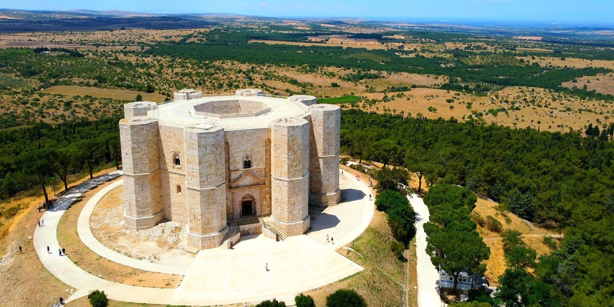 quali sono i castelli federiciani in puglia 