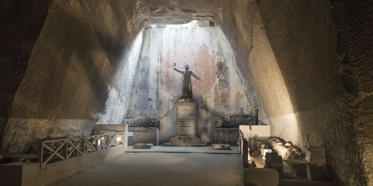 uanema festa degli altri vivi