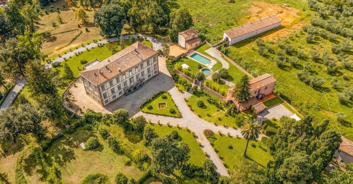 Tuscany estate for sale