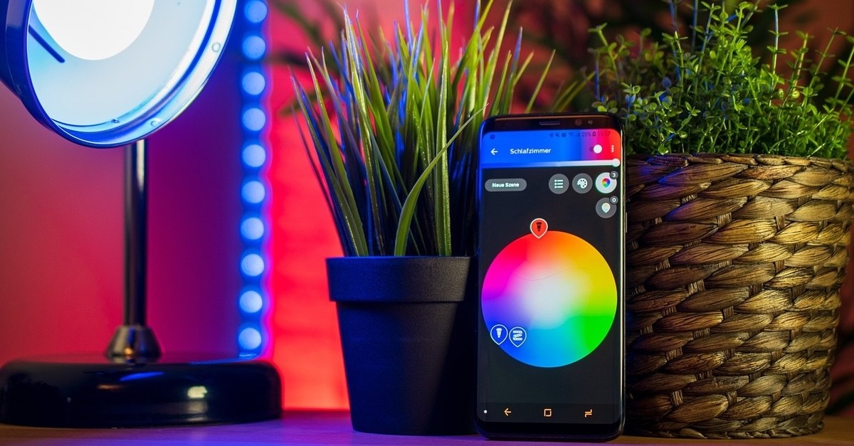 smart home dallo smartphone