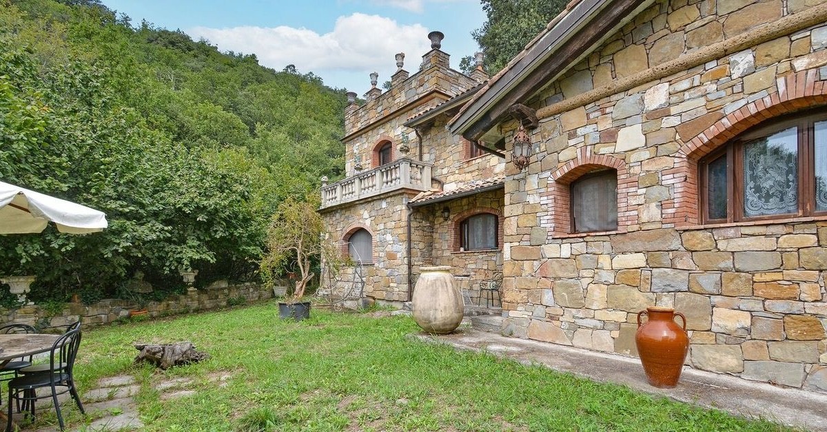 villa con cantina a Baragallo, Sanremo