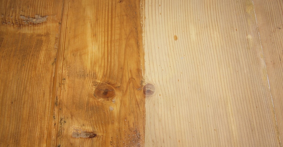 A differenza della vernice, l'olio penetra nelle fibre del legno e ne mette in risalto le venature