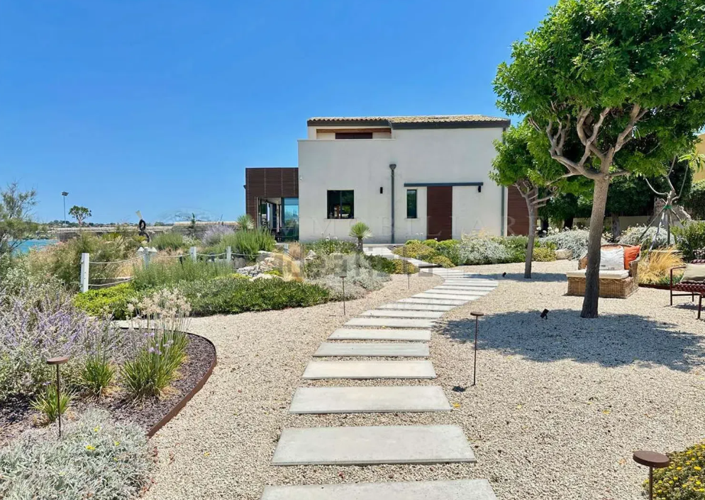 villa di nuova costruzione