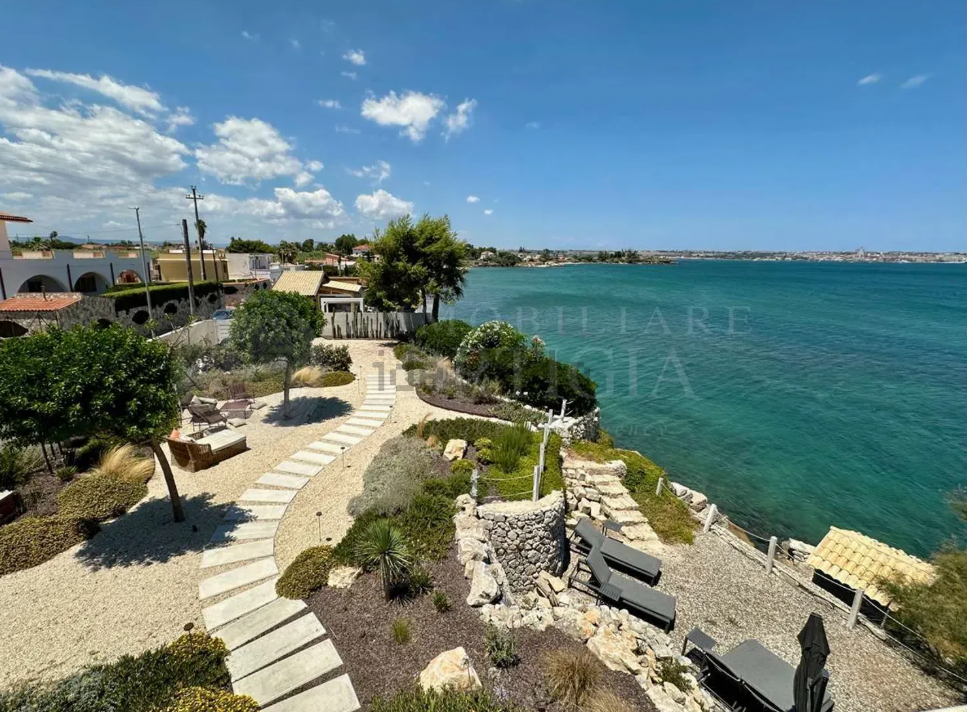 villa di nuova costruzione