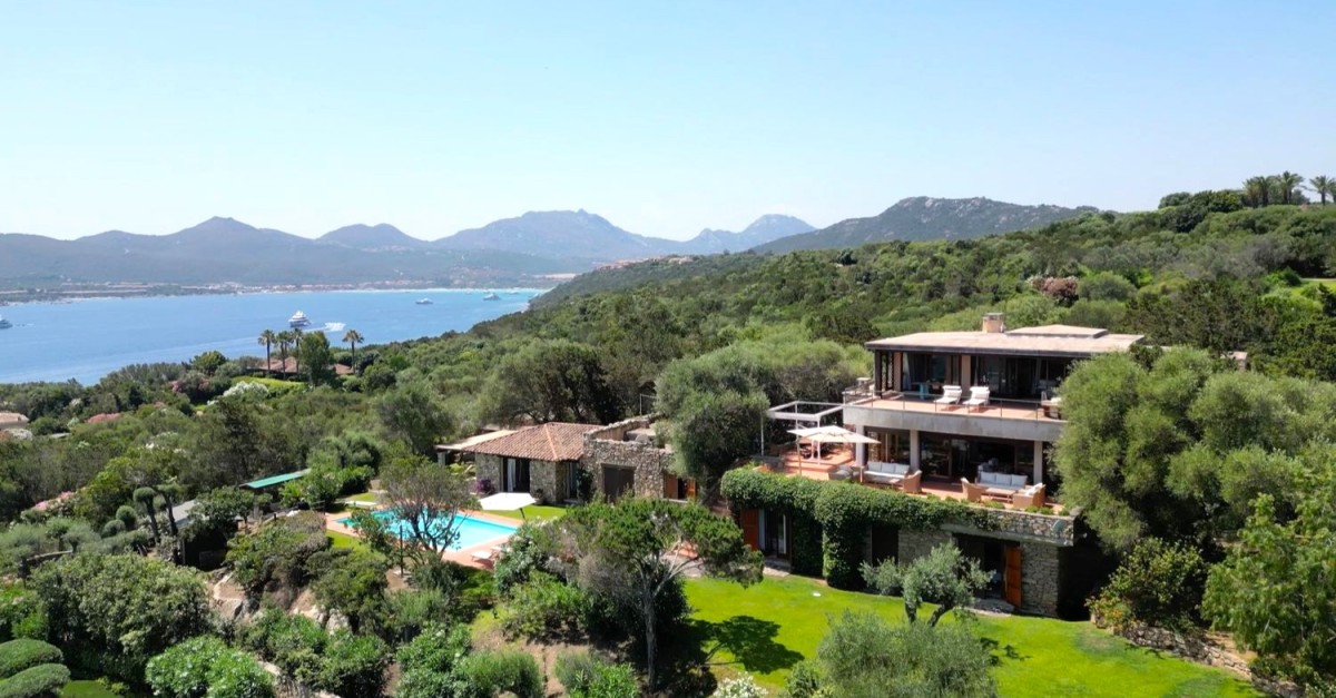 Luxury estate for sale in Italy