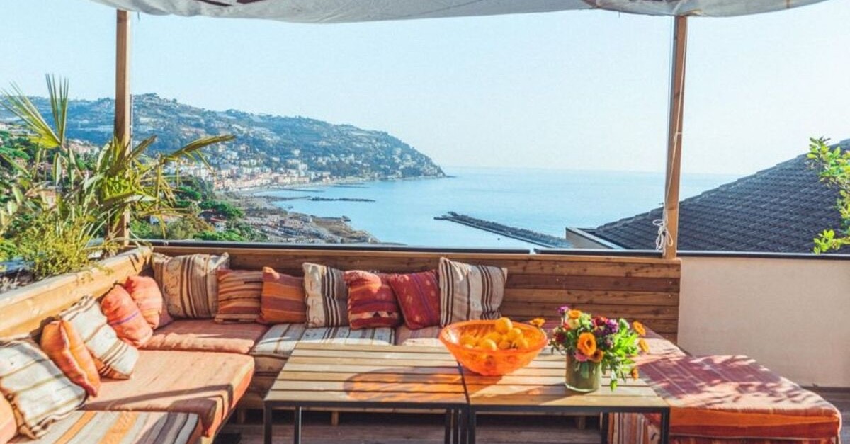 attico vista mare a Bordighera