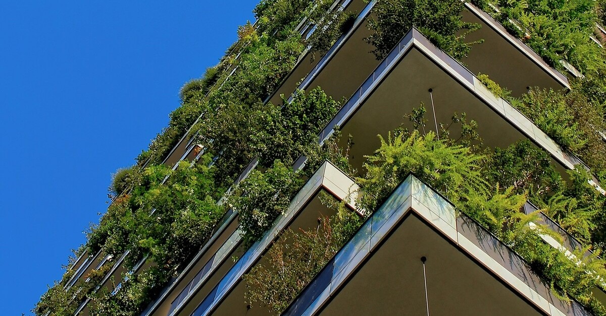 balconi bosco verticale