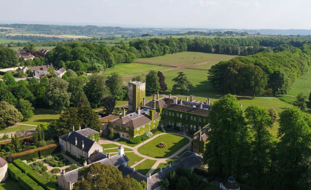 LuckNam Park Hotel