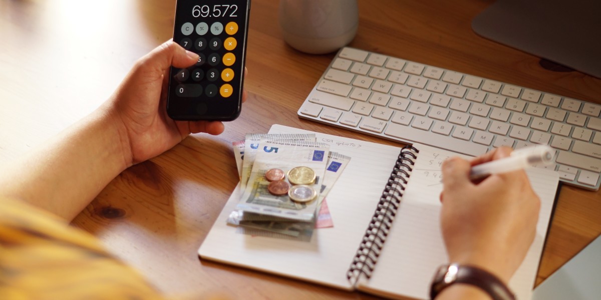 calcolatrice e soldi