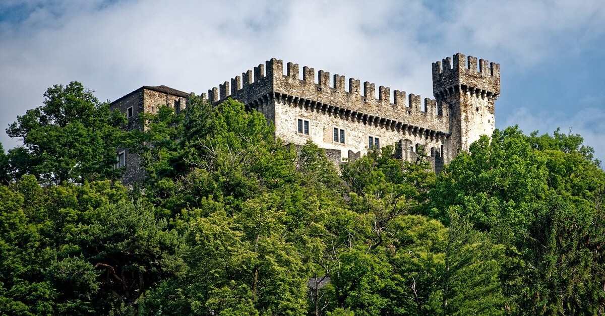 castello di sasso corbaro
