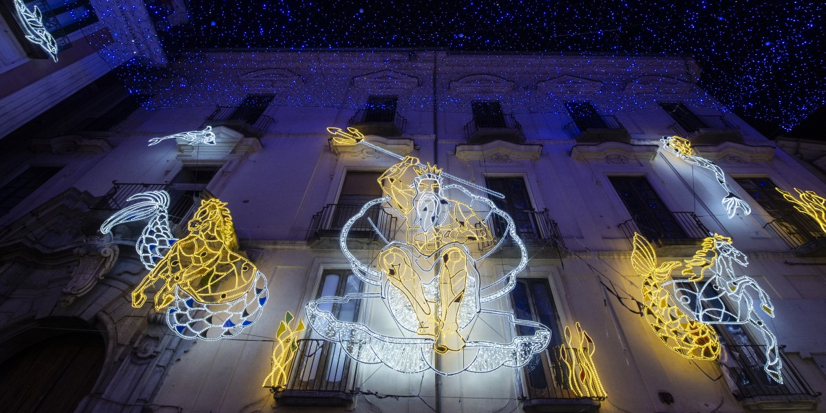 Christmas lights in Salerno dates