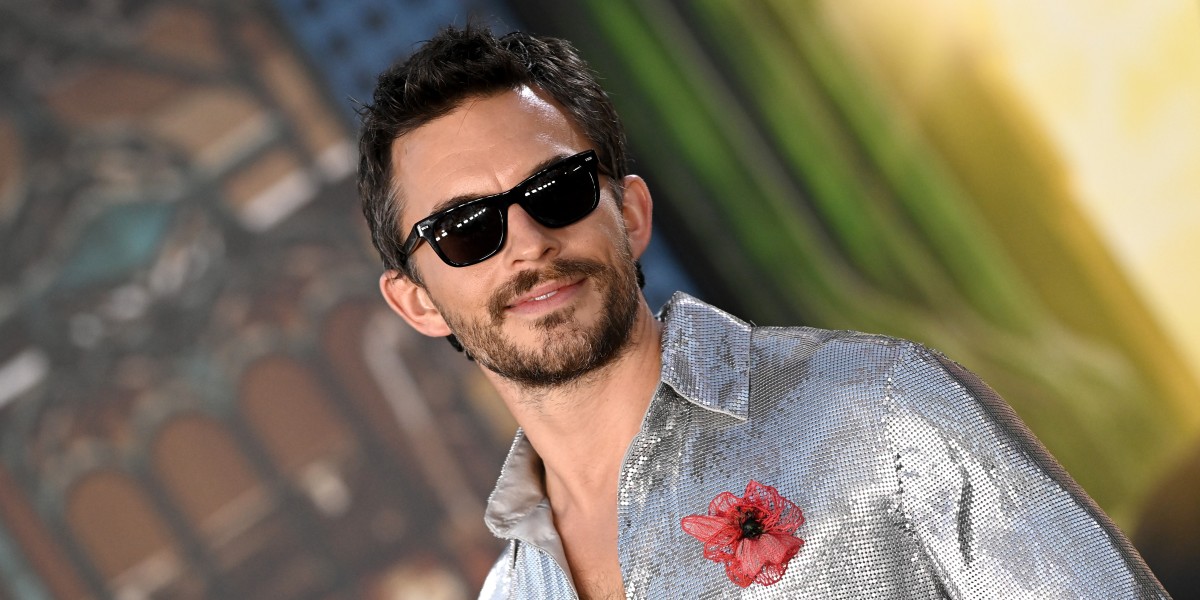 dove vive jonathan bailey 