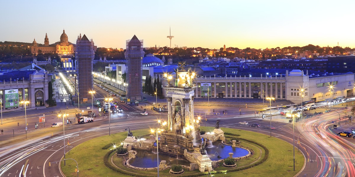 dove vive rosalia cantante