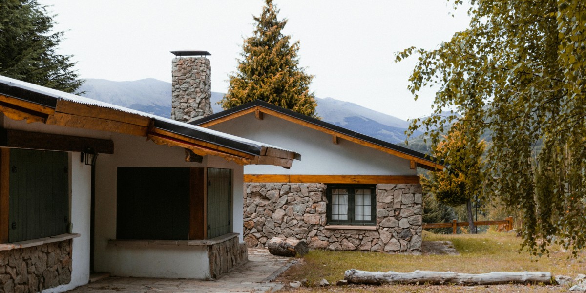 case prefabbricate in pietra