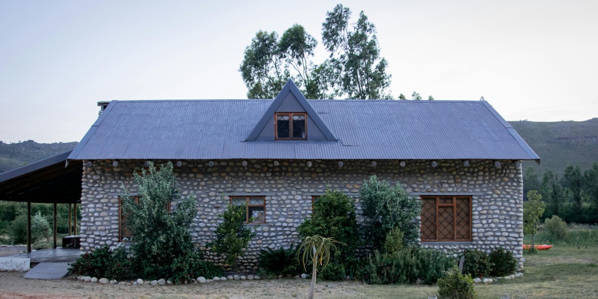 case prefabbricate in pietra