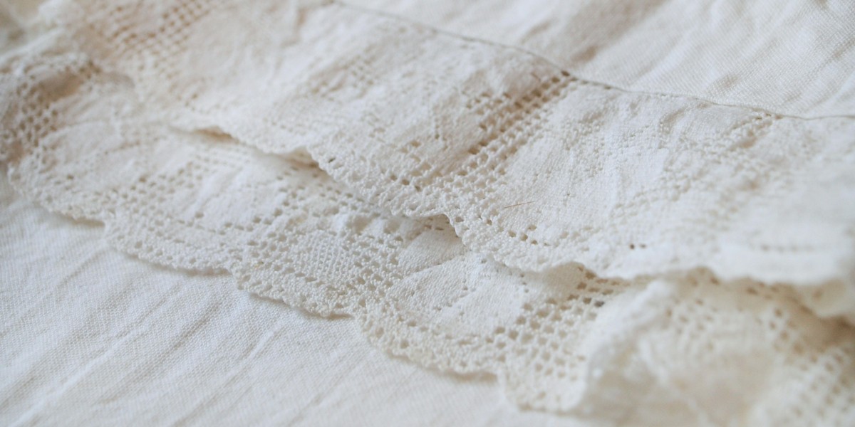 tende con vecchie lenzuola