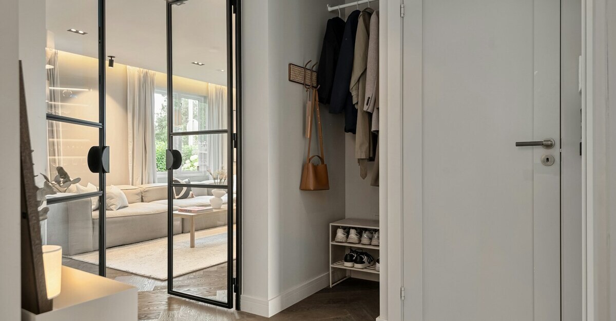 Una rientranza trasformata in attaccapanni