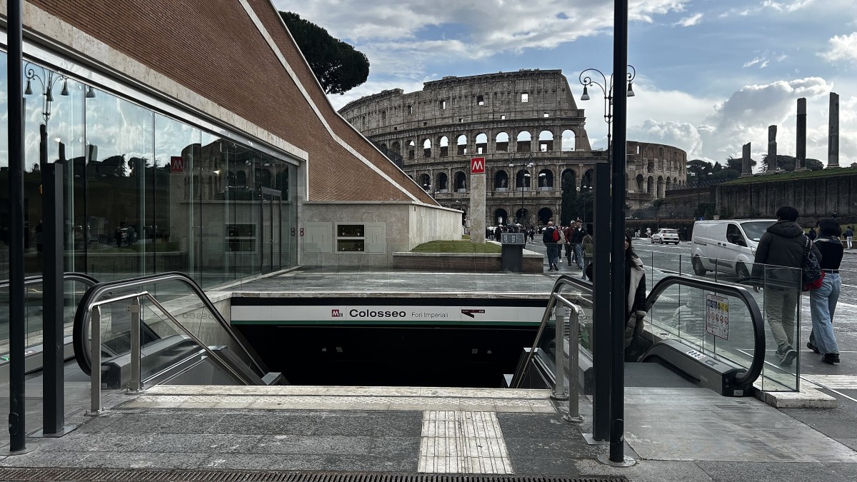 metro c colosseo