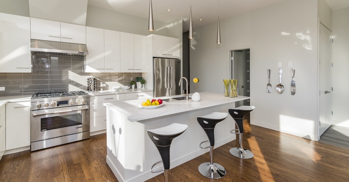 cucina con isola piccola