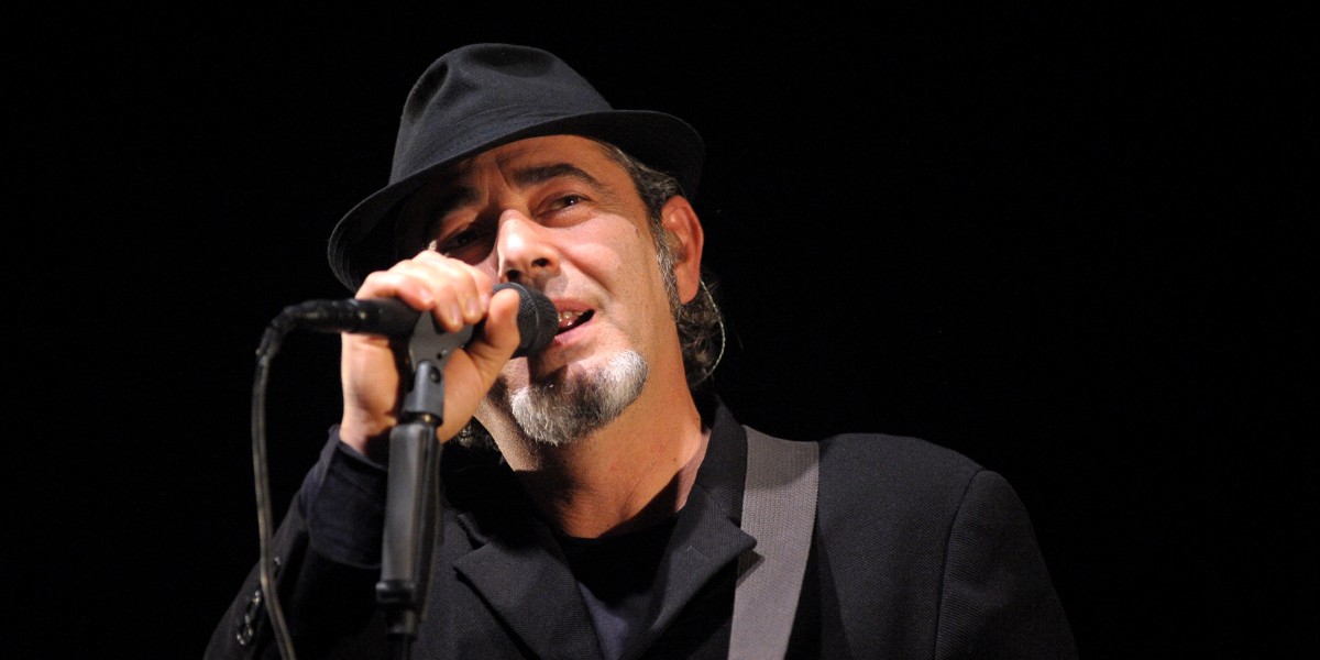 dove vive Luca Carboni