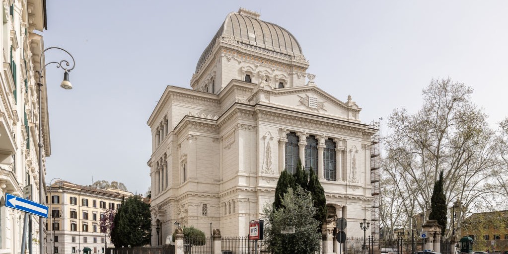 Portico d’Ottavia a Roma