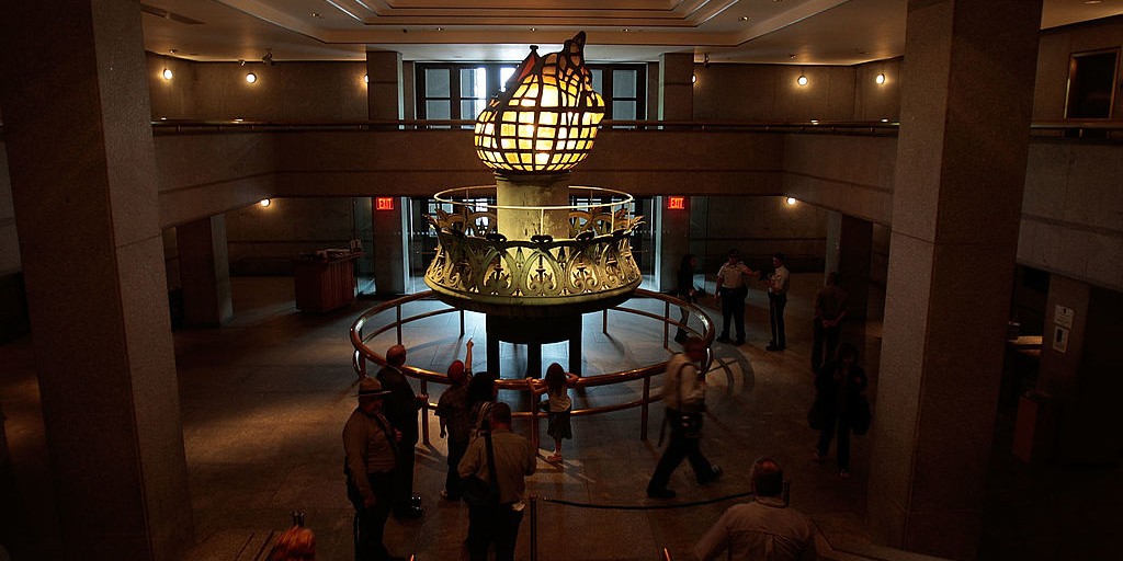 quanto è alta la Statua della Libertà