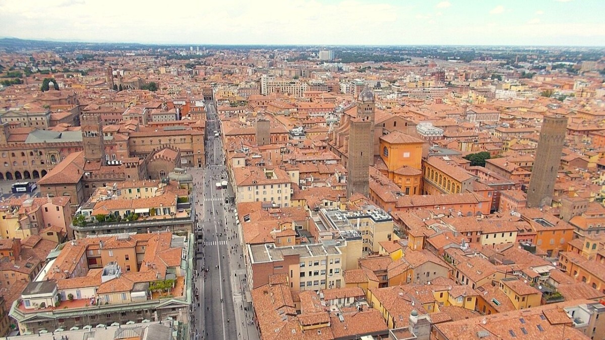 vie piu famose di bologna
