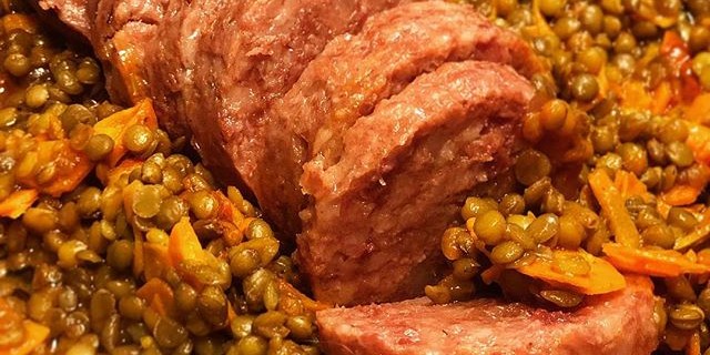 How does Italy celebrate New Year's Eve