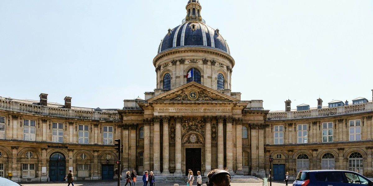 Dove è stato girato Emily in Paris 