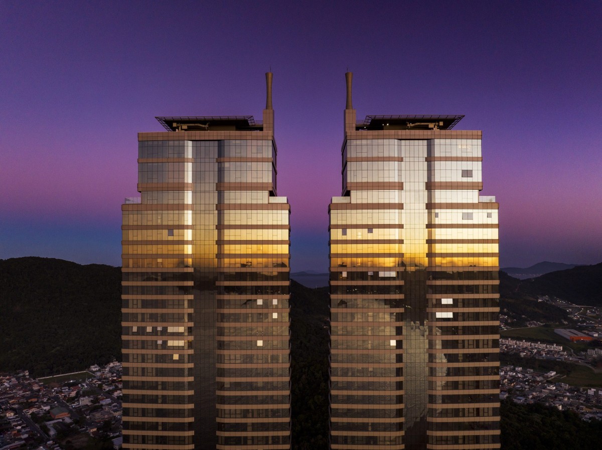 Más allá de batir un récord de altura, el proyecto busca crear un icono arquitectónico que encarnara el rendimiento, la elegancia y la innovación.