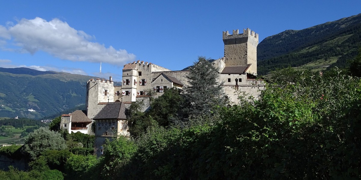 Castel Coira