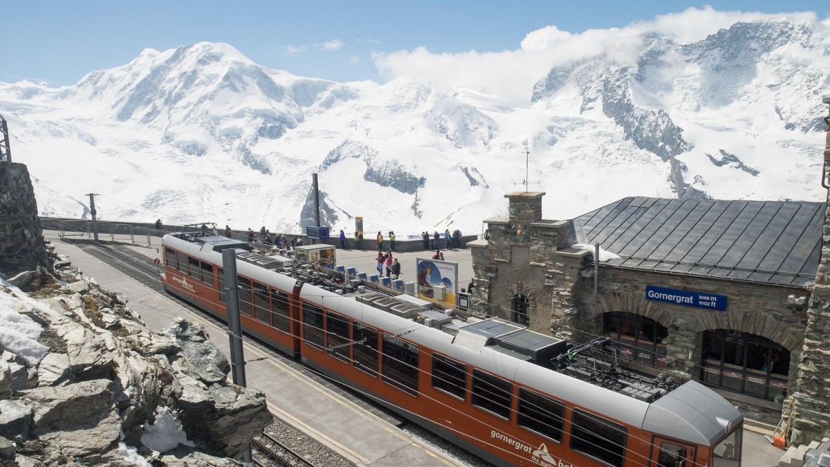 perche si chiama monte rosa